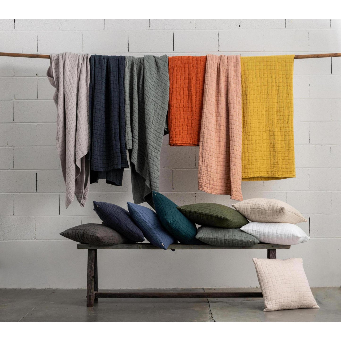 swami prekrivac za krevet 180x260 tamno plava
