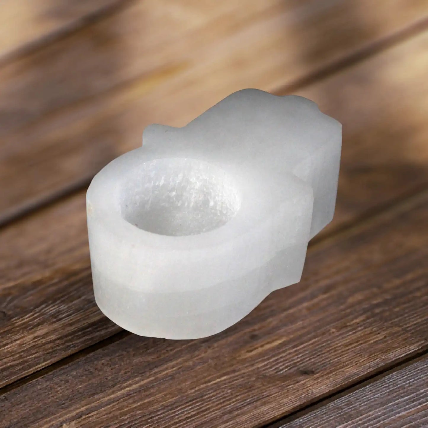 eklekticni svijecnjak od selenita 10x3 5 hamsa