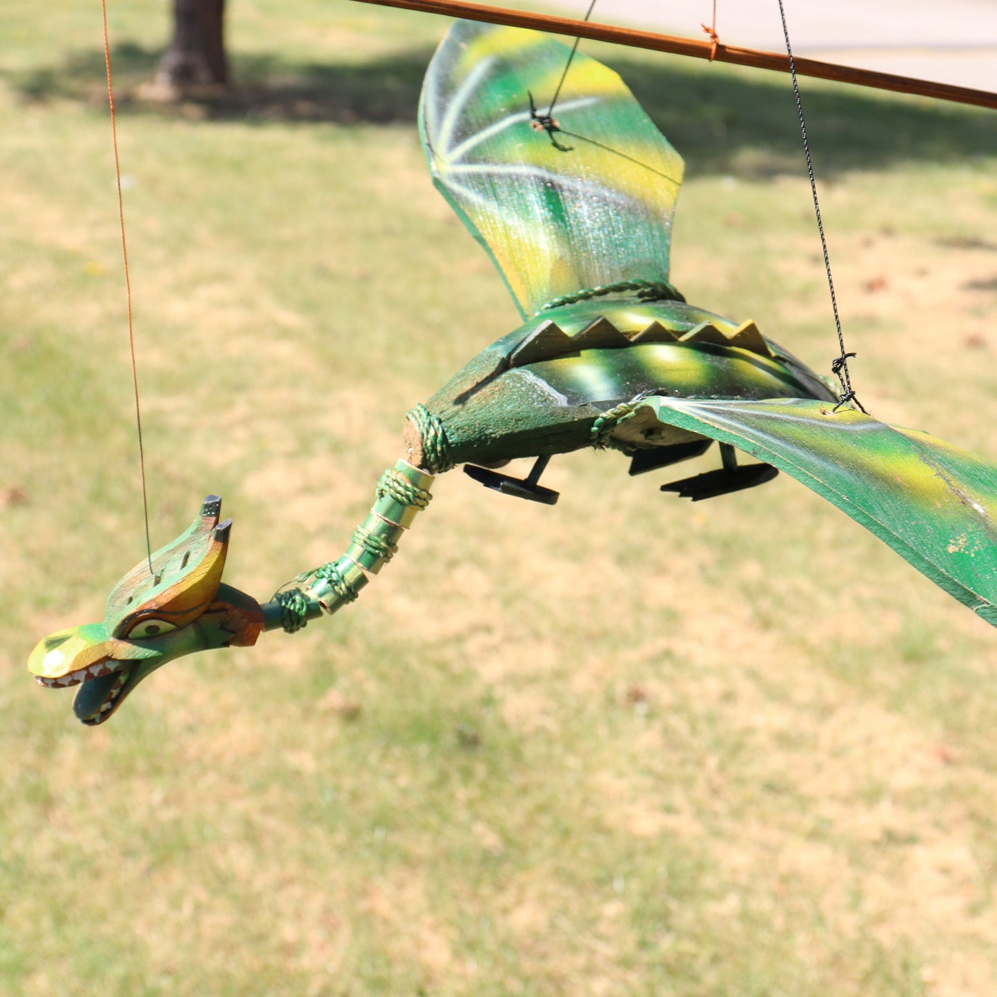 eclectic mobile green dragon coconut 37x39