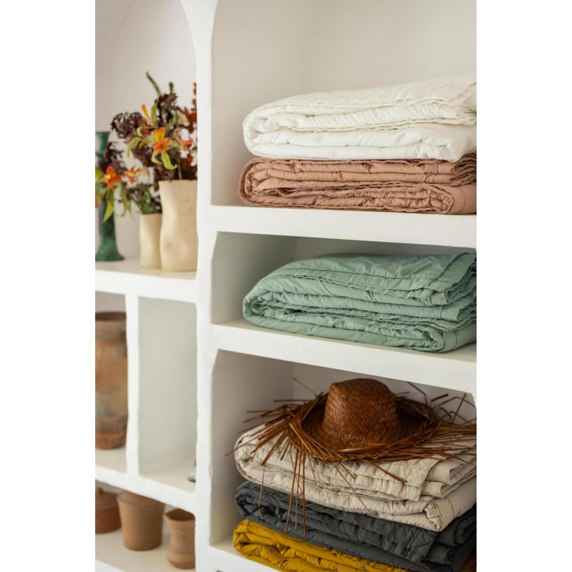 tika prekrivac za krevet 180x260 grom