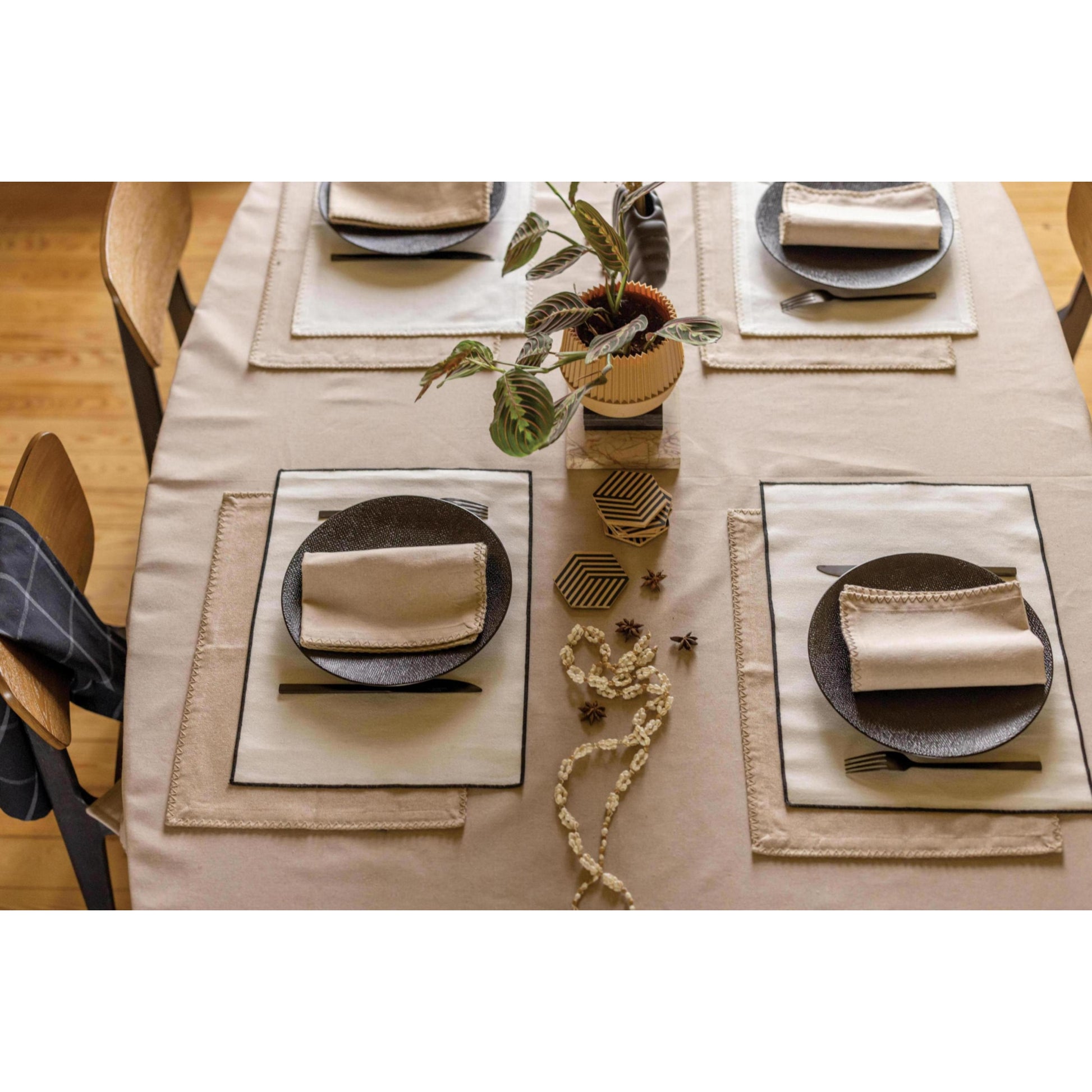 laora set od 4 podmetaca za stol krem pm248 a 33x45 ivy s4