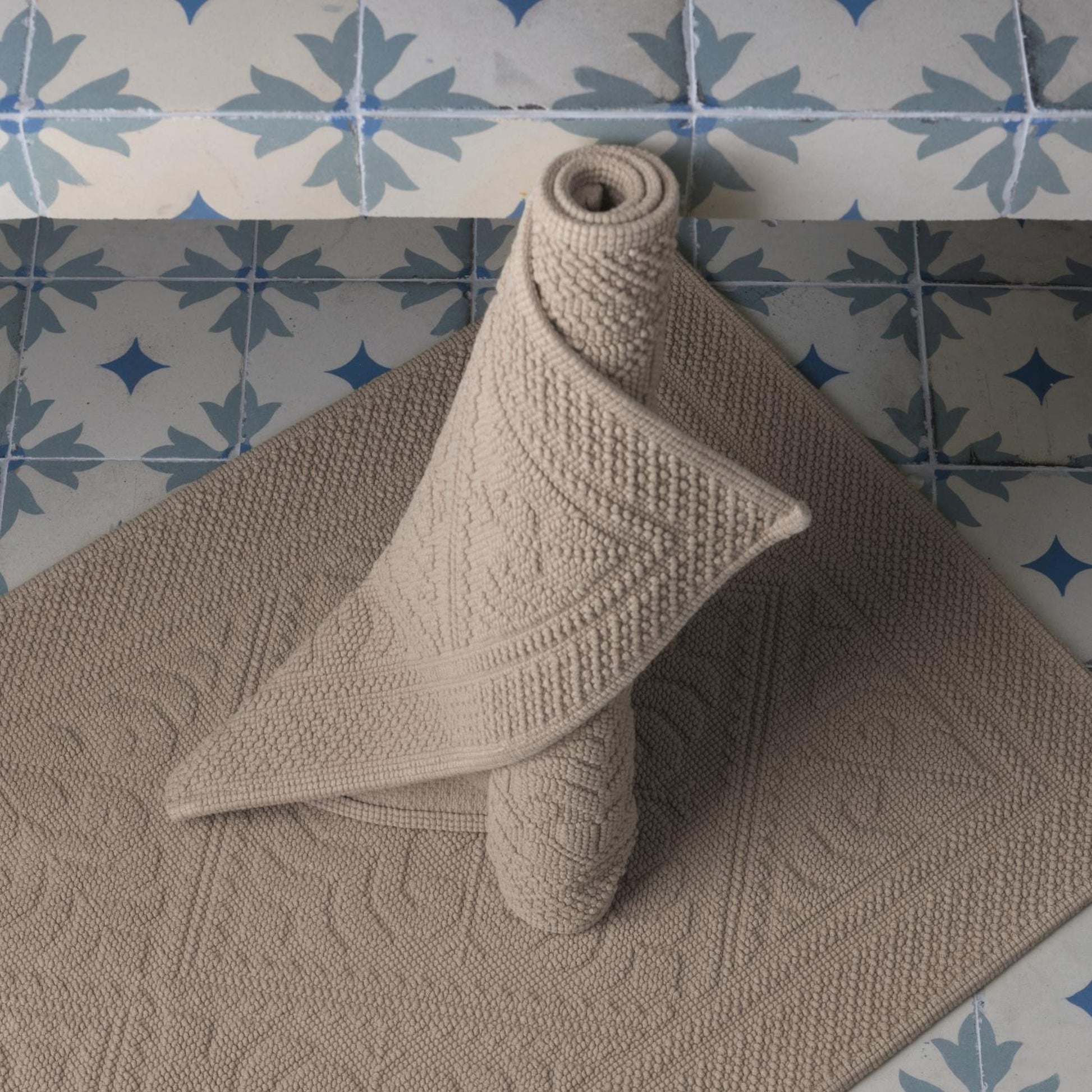 kupaonska prostirka enzo rug neige 70 x 140 cm krem