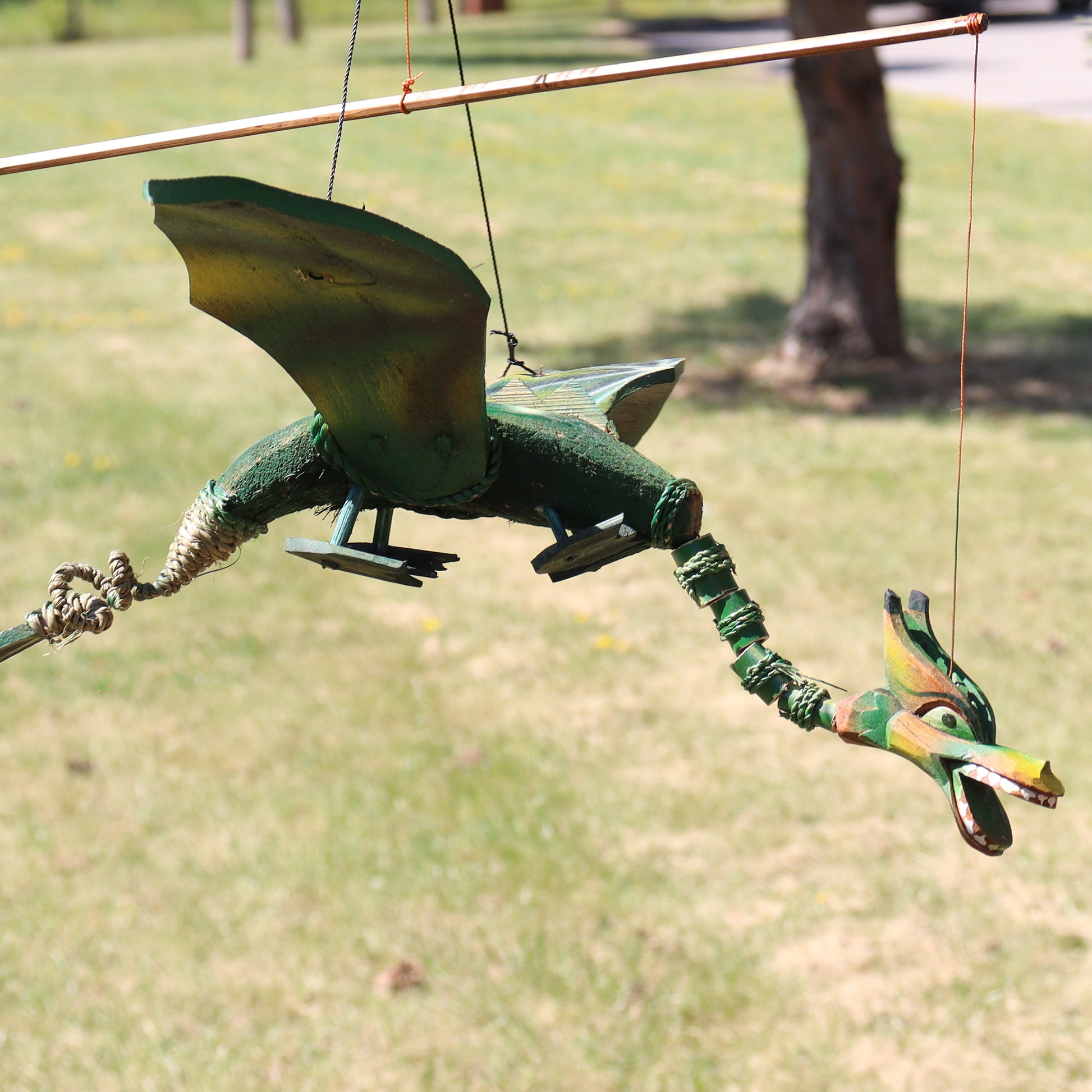 eclectic mobile green dragon coconut 37x39